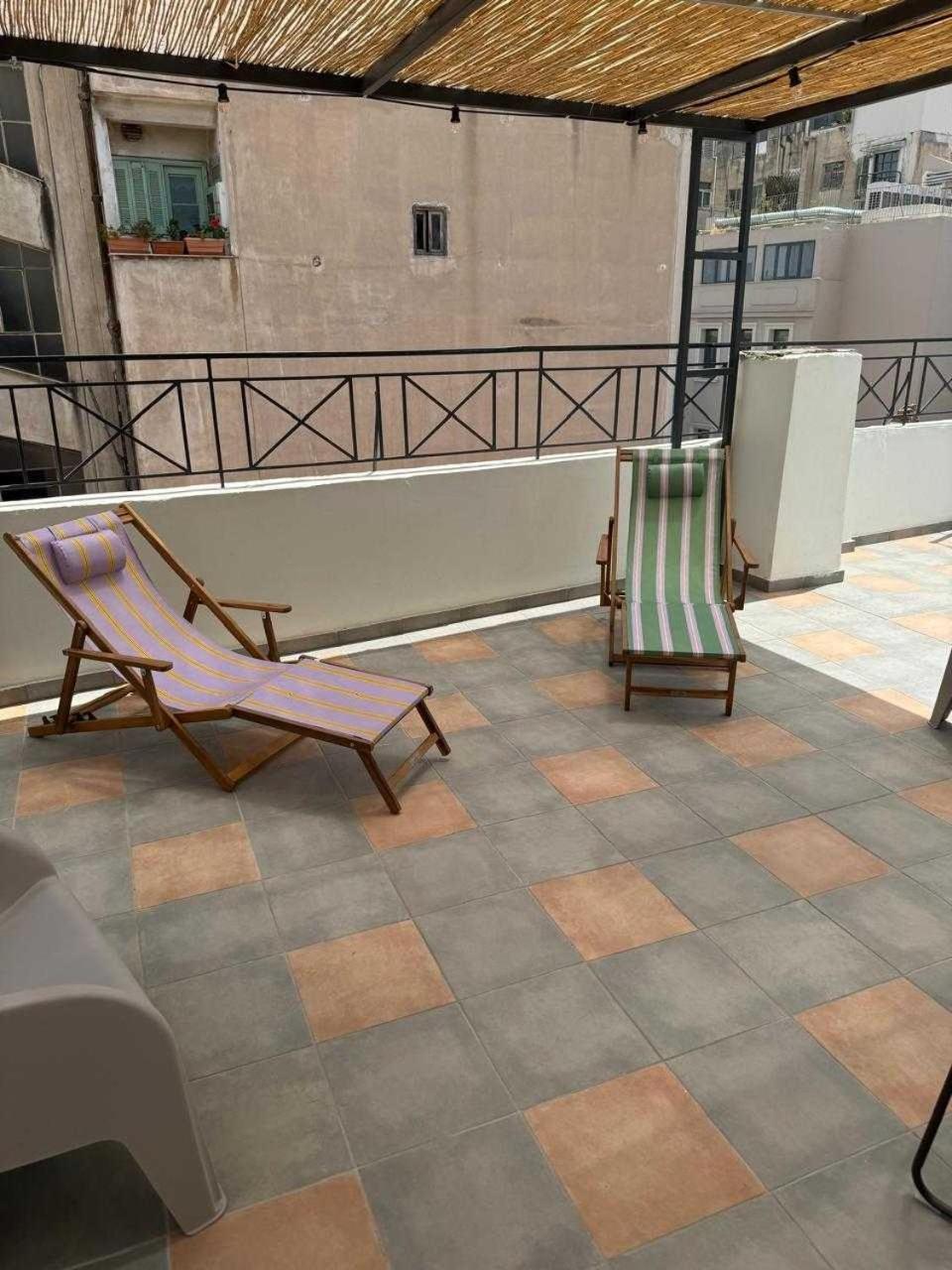 Dogpound Hotel Athens Exterior photo